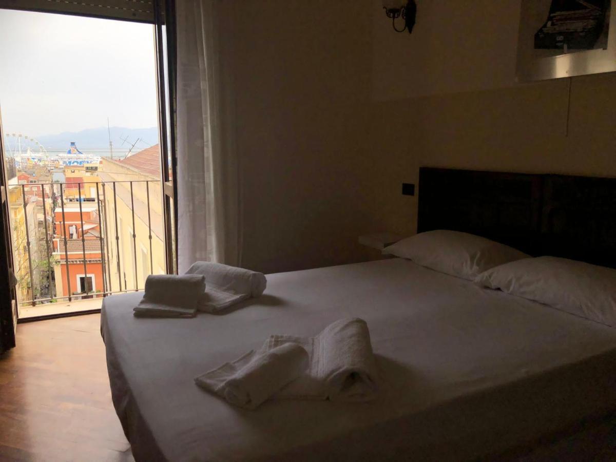 Altrove Bed and Breakfast Cagliari Exterior foto